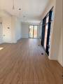 170 Perth Avenue - Photo 4