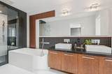 1139 Glengrove Avenue - Photo 21