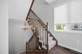 165 Hampshire Way - Photo 19