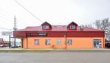 1682 Dundas Street - Photo 2