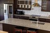 111 Stoneleigh Drive - Photo 14