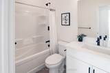 32 Postma Crescent - Photo 8