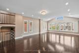 31 Carnival Court - Photo 5