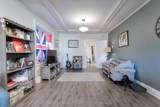 357 Roehampton Avenue - Photo 18