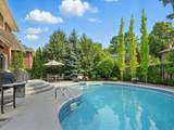 402 Barclay Crescent - Photo 9