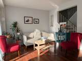 10 Juliana Square - Photo 6