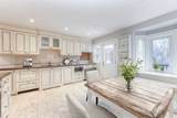 283 Chaplin Crescent - Photo 6