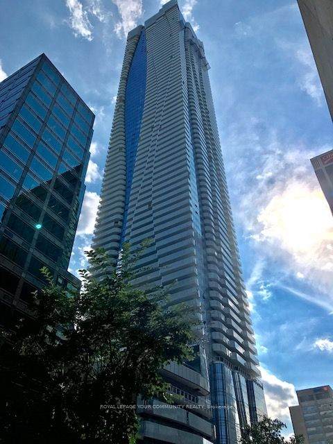 1 Bloor Street - Photo 1