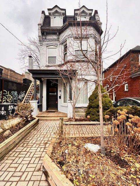 10 Borden Street - Photo 1