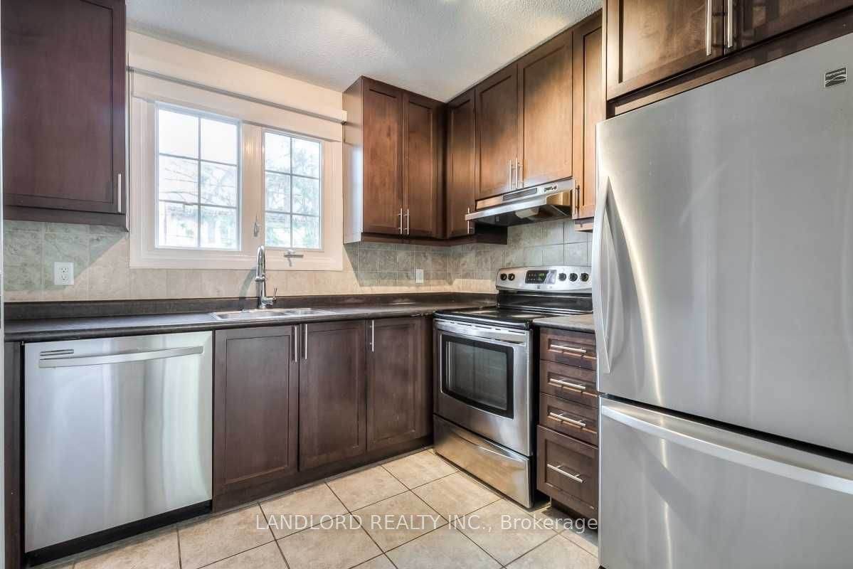233 Berkeley Street - Photo 1