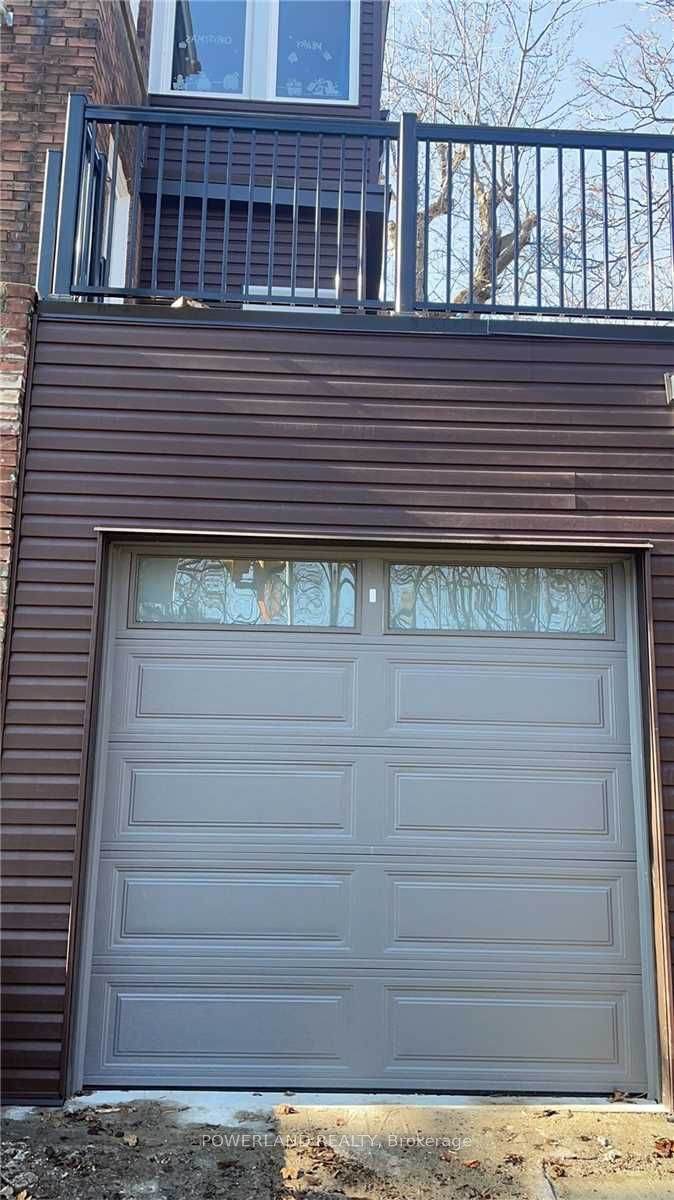 https://bt-photos.global.ssl.fastly.net/toronto/orig_boomver_1_C13606024-1.jpg