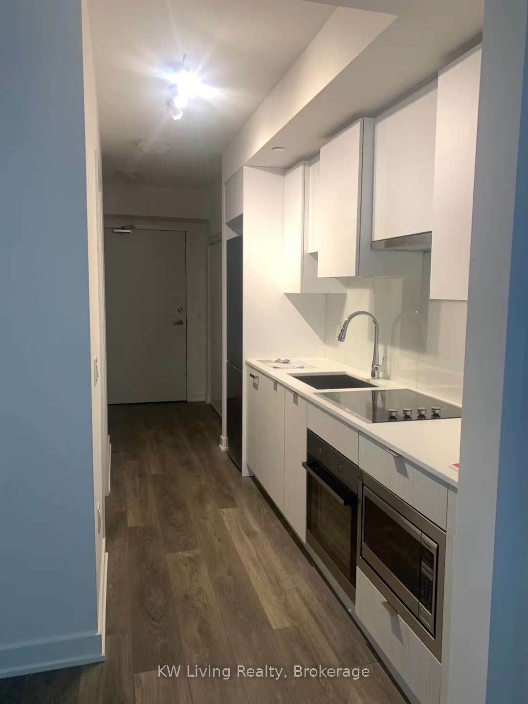 195 Redpath Avenue - Photo 1