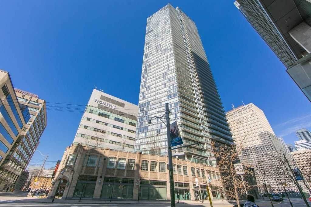832 Bay St - Photo 1