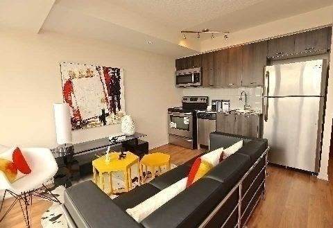 20 Joe Shuster Way - Photo 1