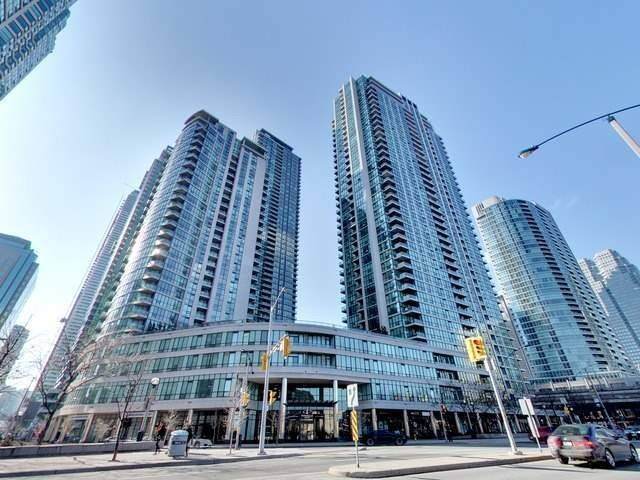 16 Yonge St - Photo 1