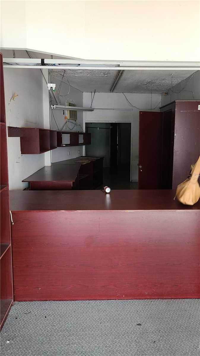 1018A St Clair Ave - Photo 1