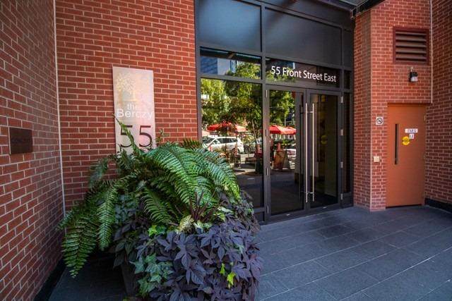 55 Front St - Photo 1