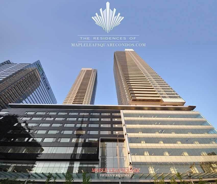 65 Bremner Blvd - Photo 1