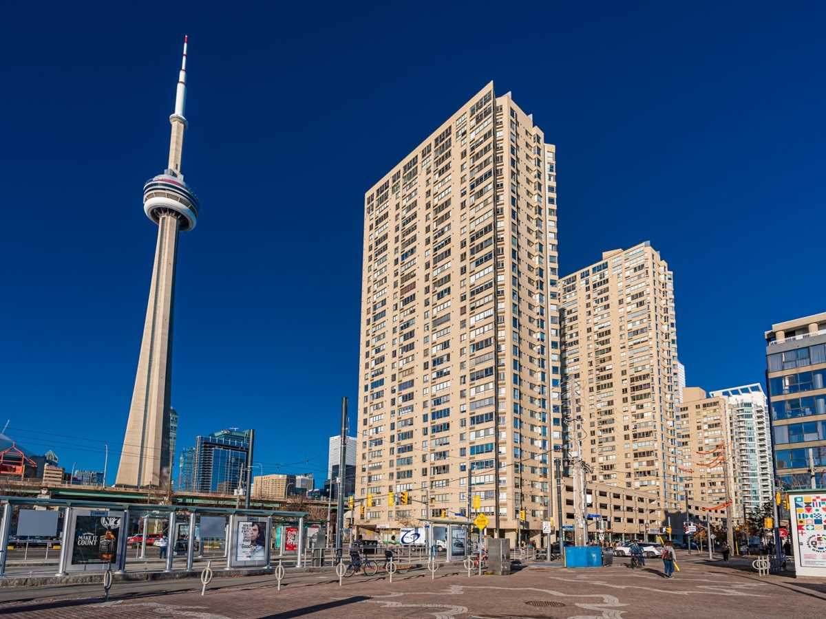 270 Queens Quay Ave - Photo 1