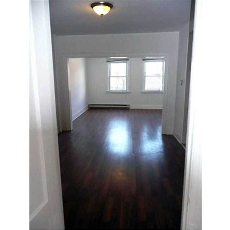 3287 Yonge St - Photo 1