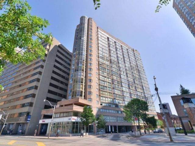 1055 Bay St - Photo 1
