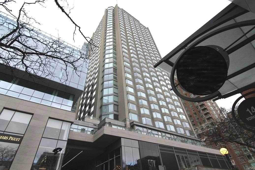 155 Yorkville Ave - Photo 1