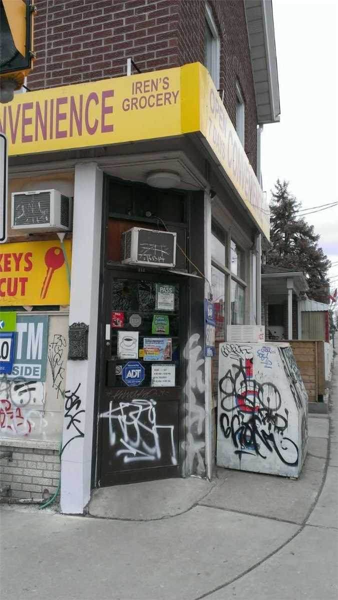 528 Dufferin St - Photo 1