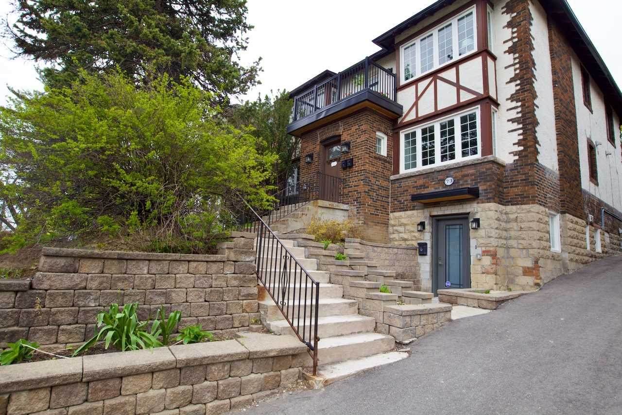 73 Lawrence Ave - Photo 1