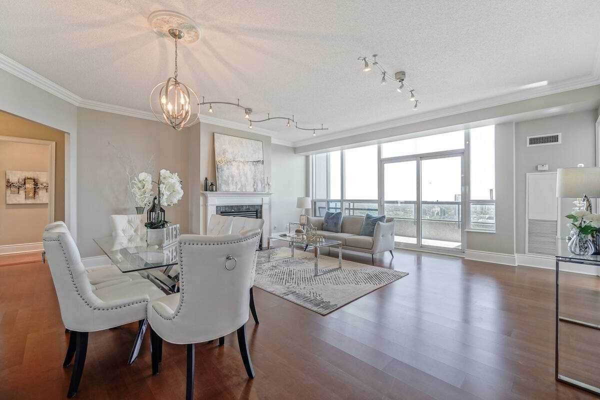 5 Northtown Way - Photo 1