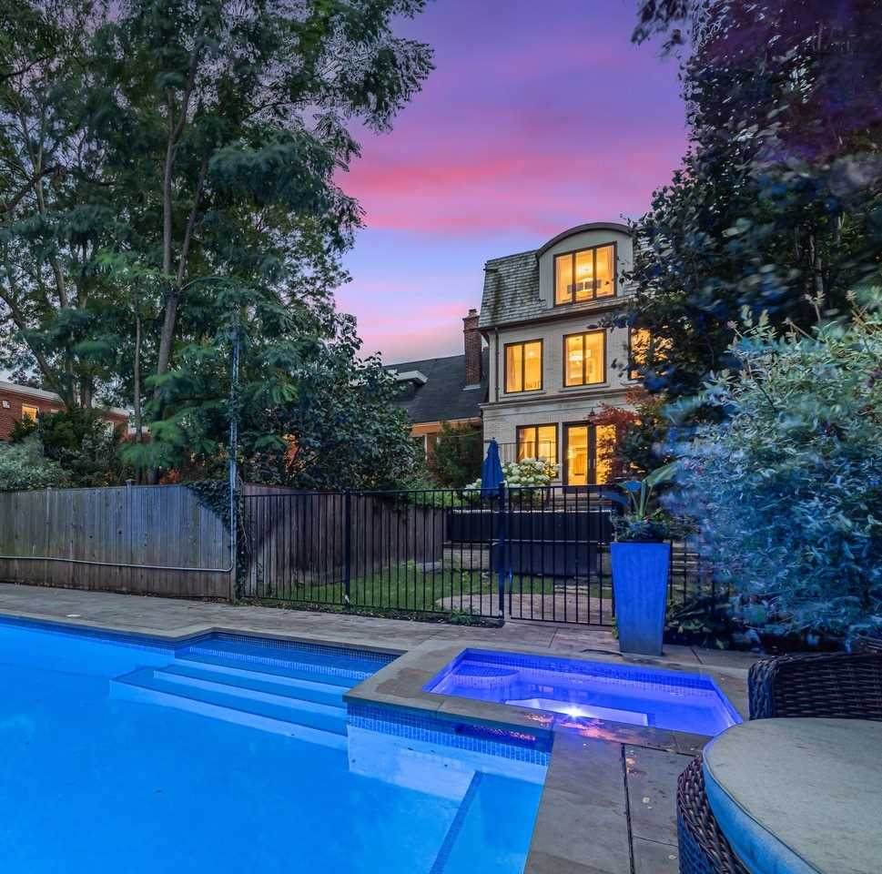 110 Heath St - Photo 1