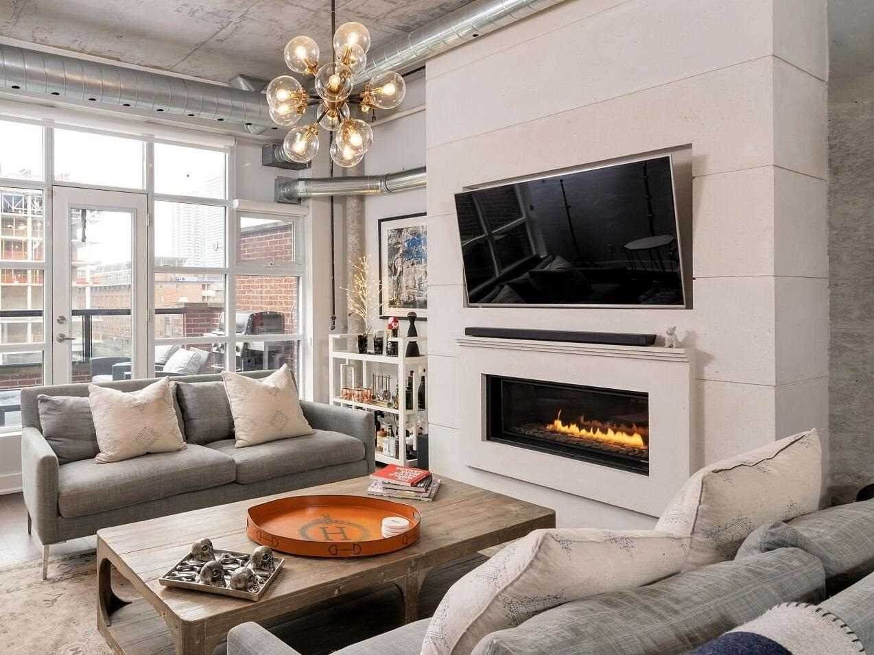 261 King St - Photo 1