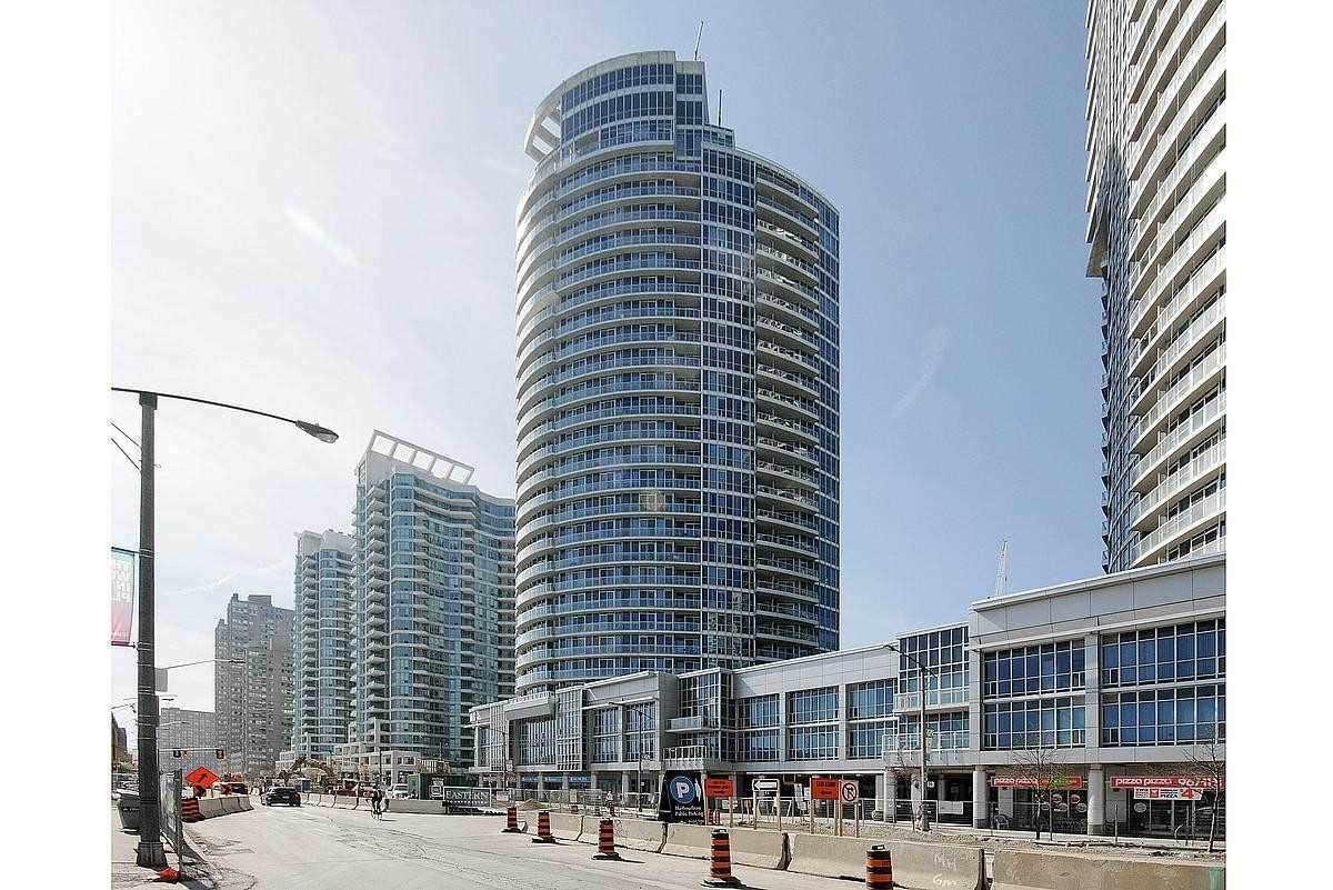 218 Queens Quay - Photo 1