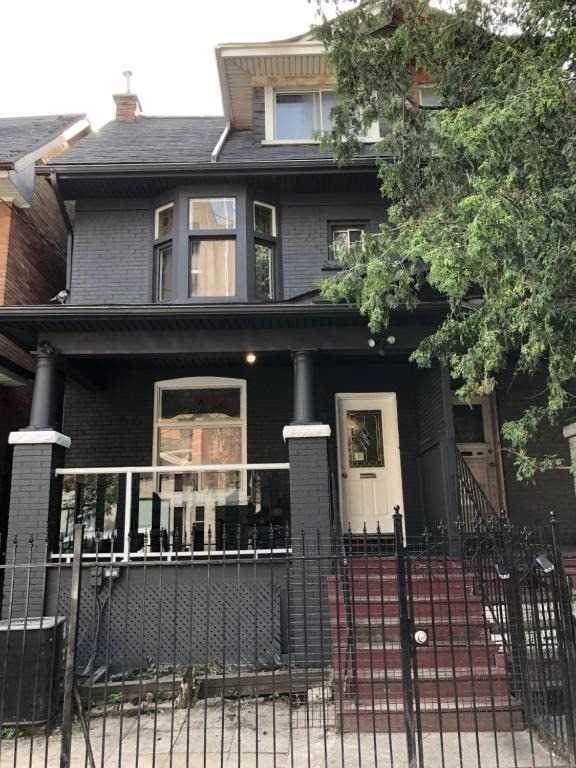 246 Sherbourne St - Photo 1