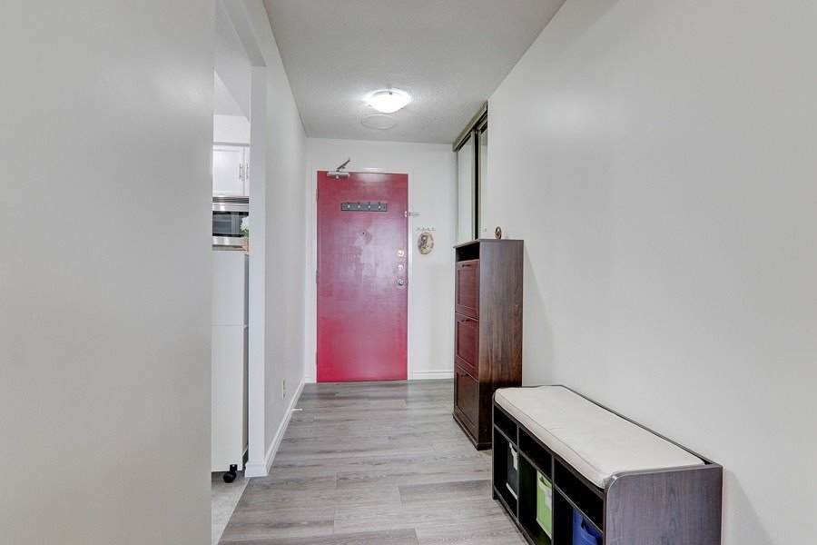 519 Dundas St - Photo 1