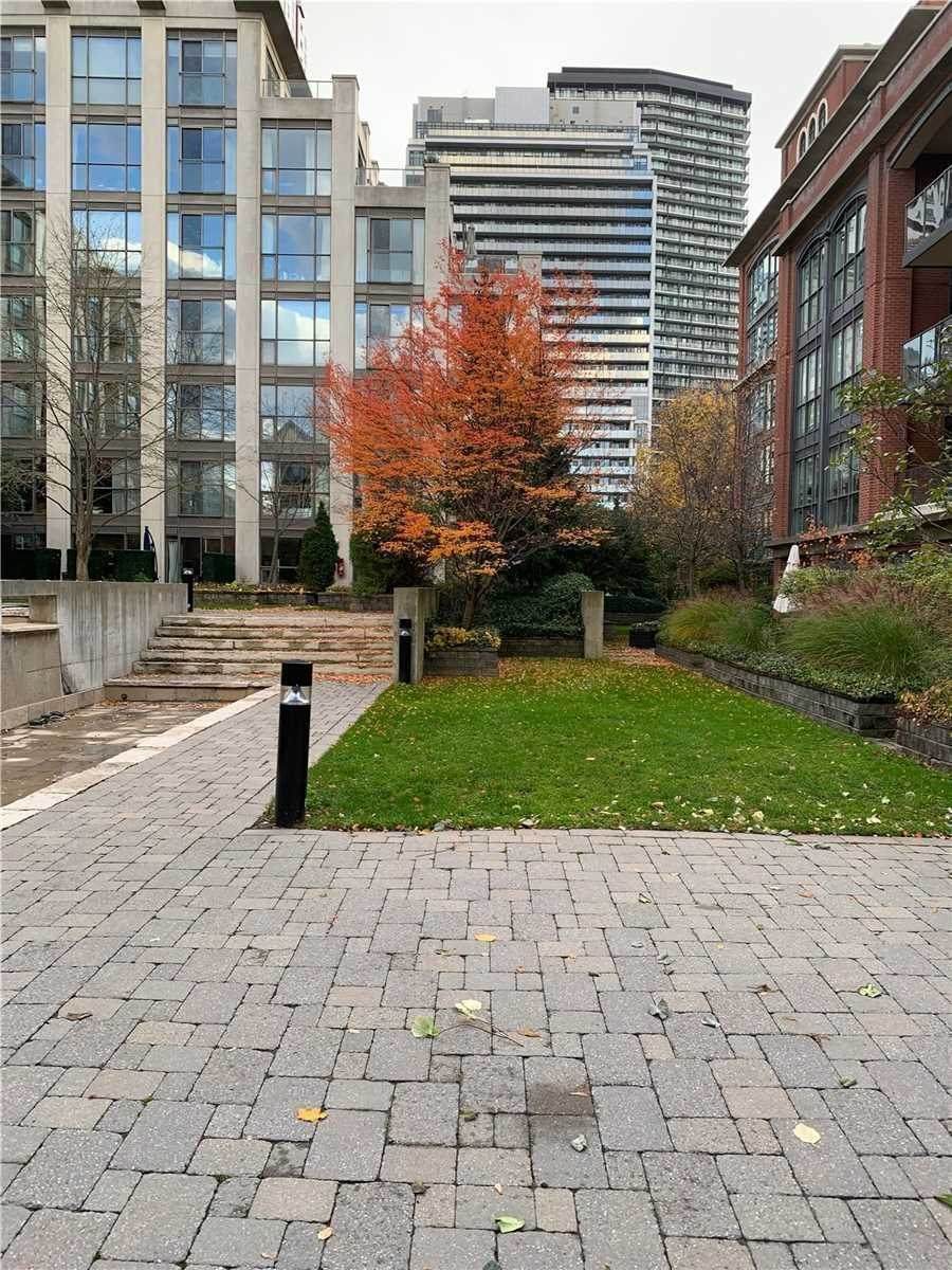 11 Soho St - Photo 1