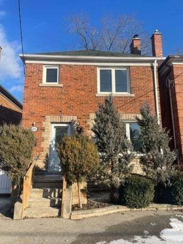 2095 Avenue Rd - Photo 1