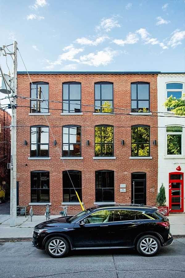 35 Britain St - Photo 1