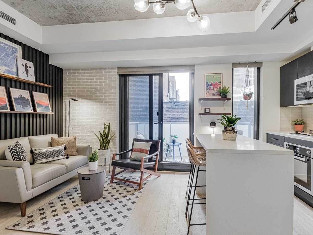 11 Charlotte St - Photo 1