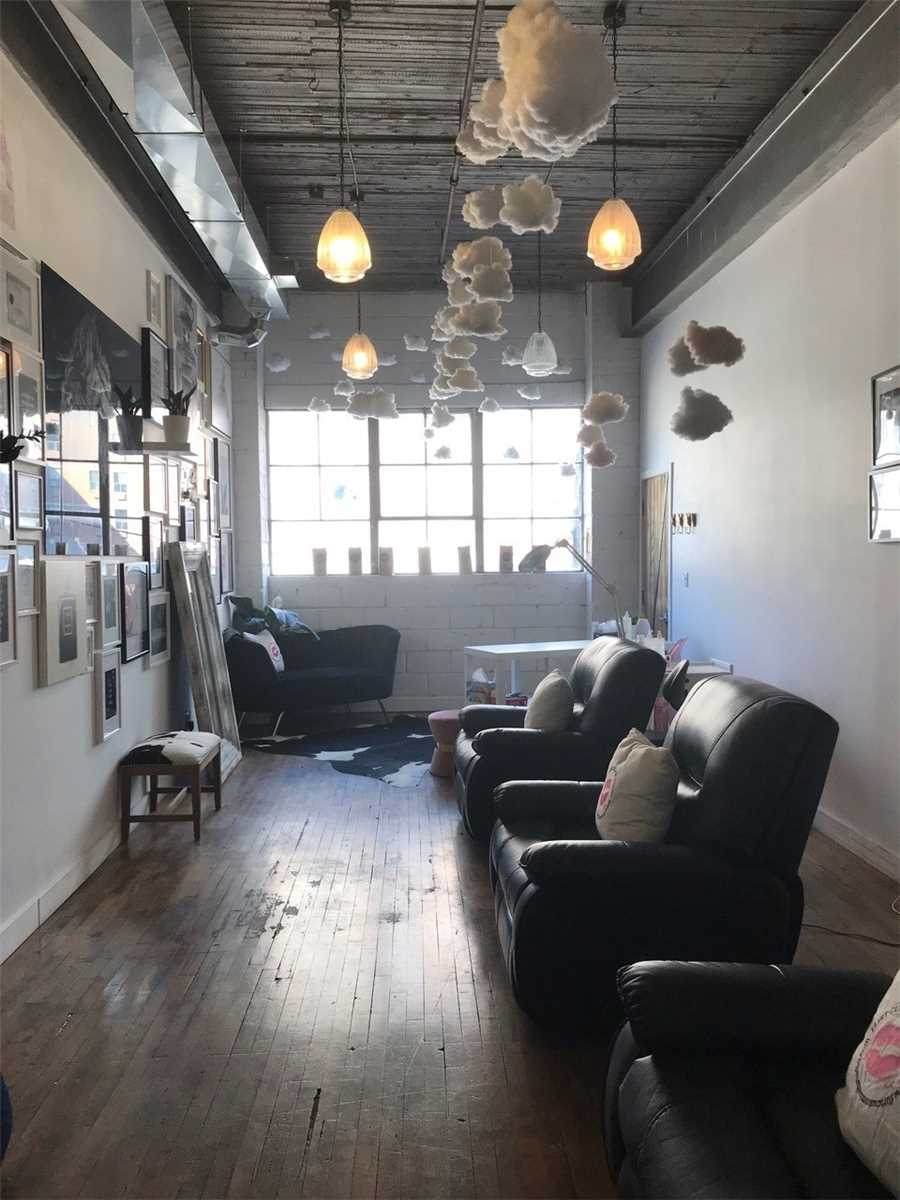 777 Richmond St - Photo 1