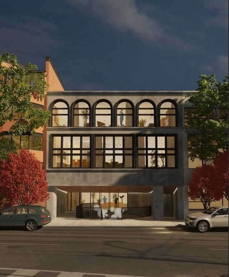1305 Dundas St - Photo 1