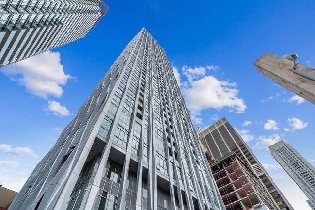 1 Yorkville Ave - Photo 1