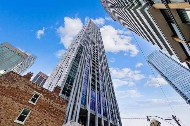1 Yorkville Ave - Photo 1
