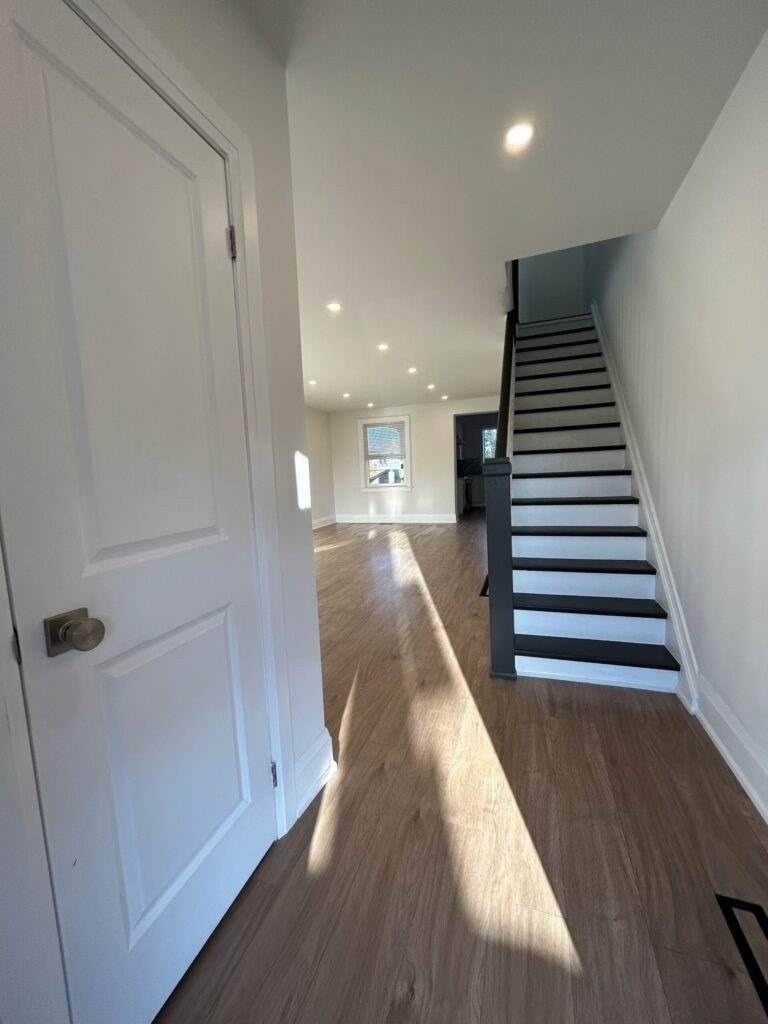 525 Winona Dr - Photo 1
