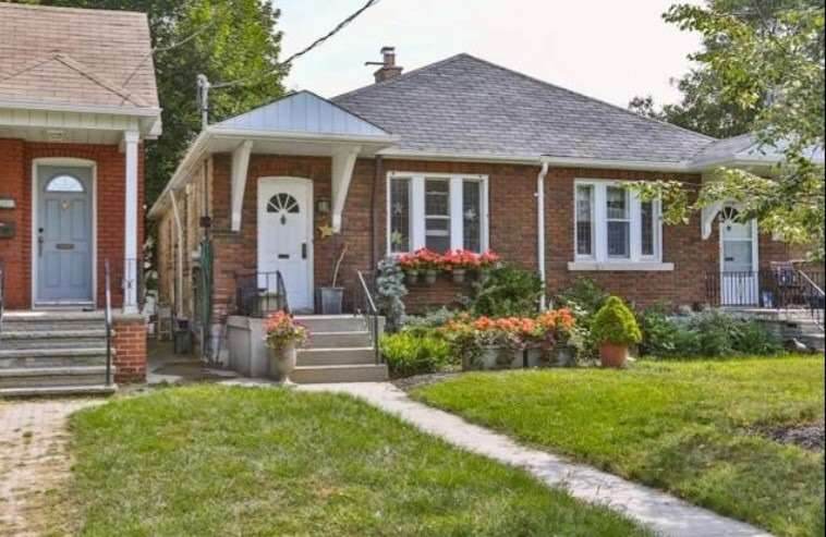 225 Airdrie Rd - Photo 1