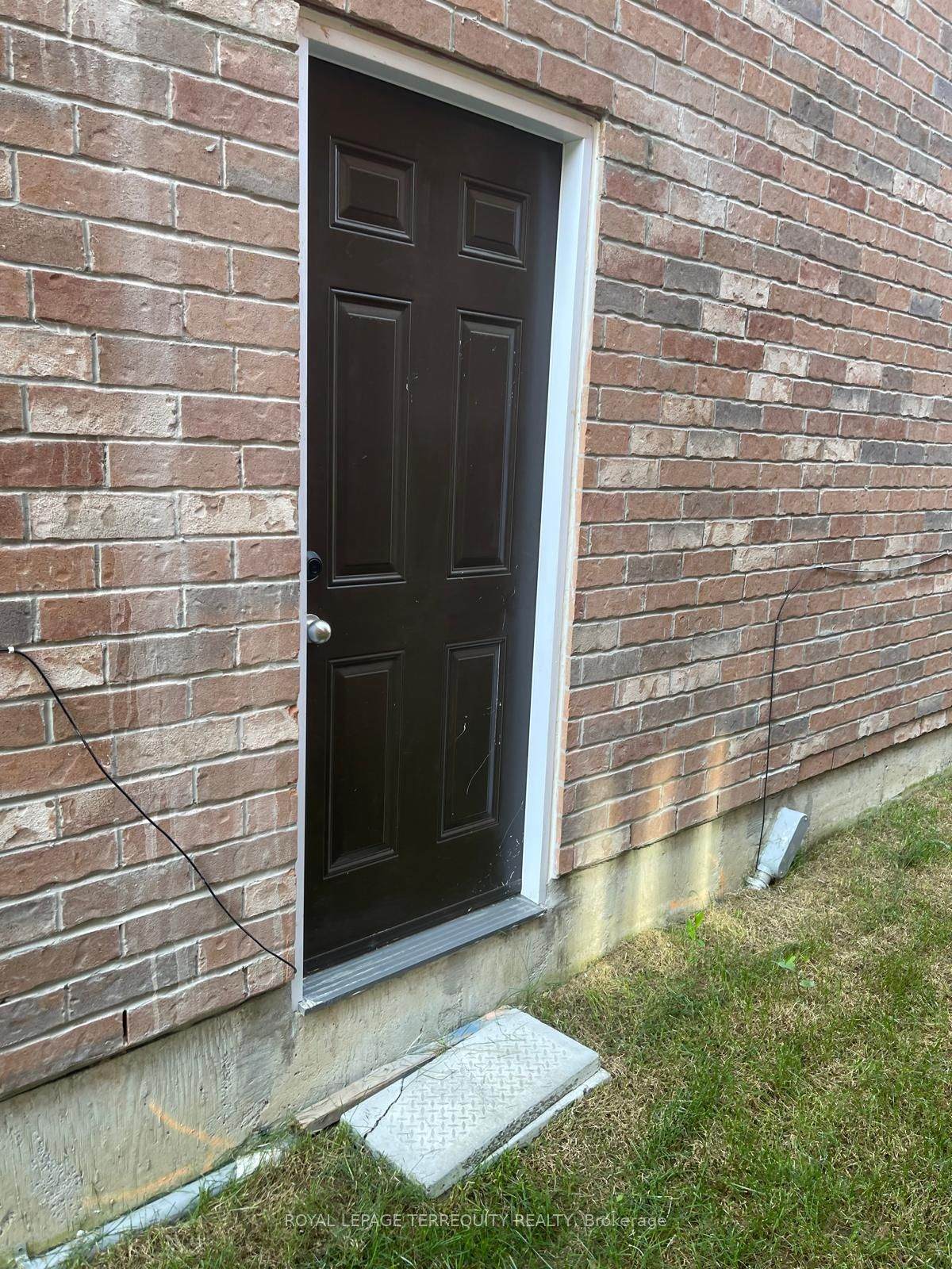 1213 Drinkle Crescent - Photo 1