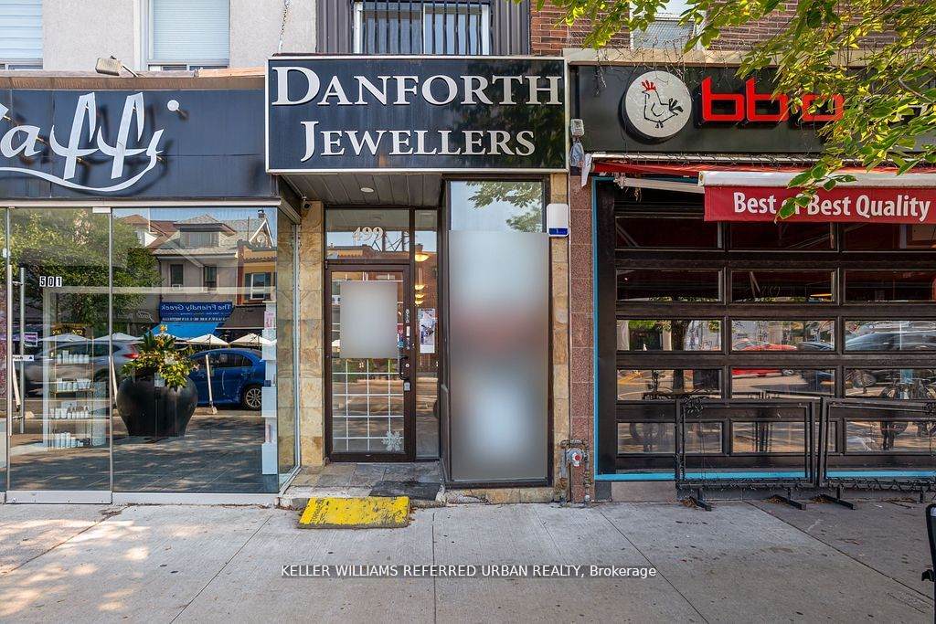 https://bt-photos.global.ssl.fastly.net/toronto/orig_boomver_1_E12823372-1.jpg