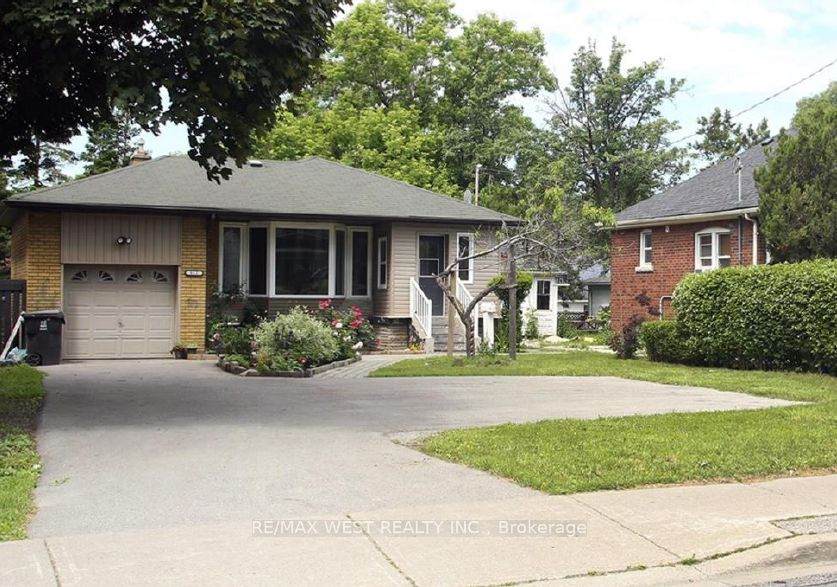 812 Kennedy Road - Photo 1