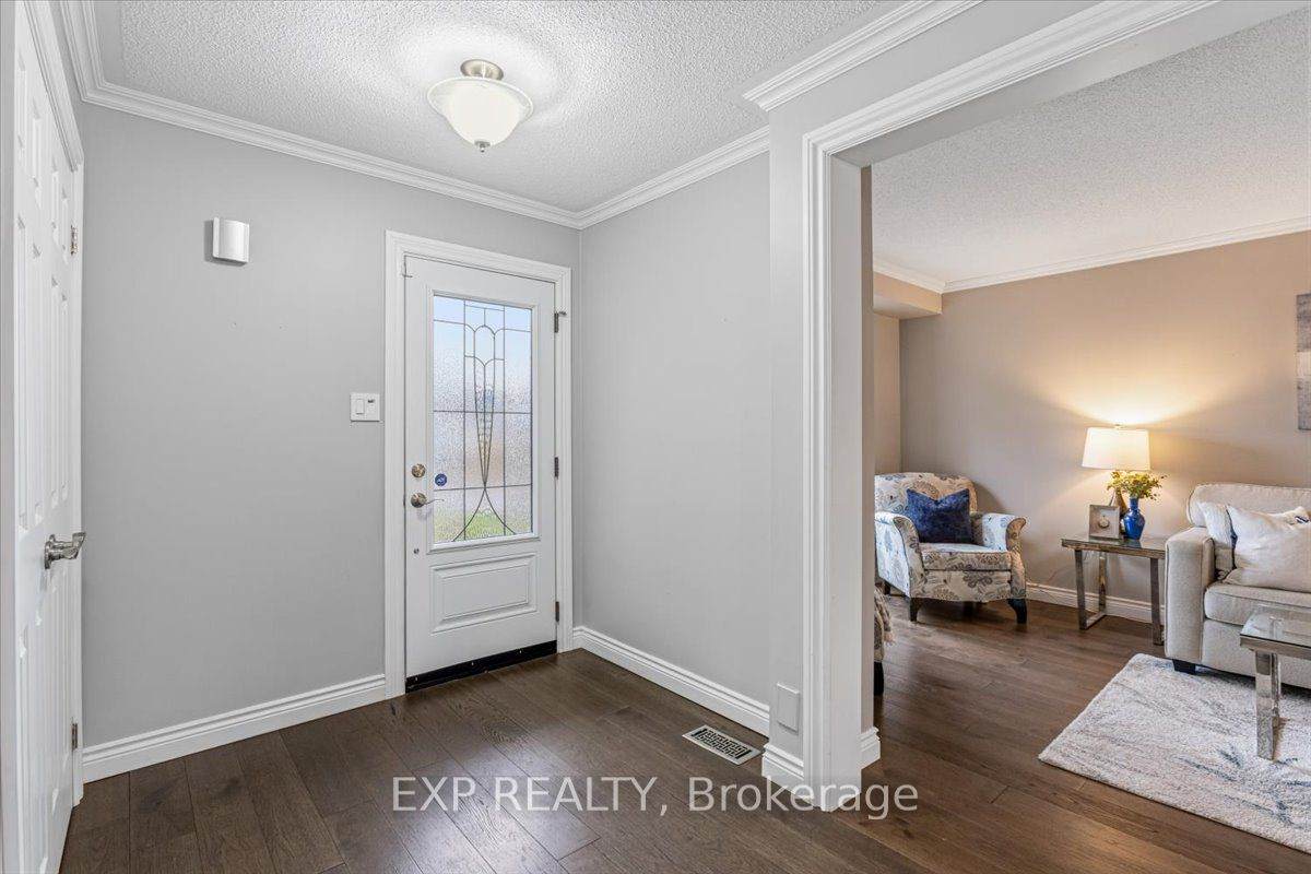 https://bt-photos.global.ssl.fastly.net/toronto/orig_boomver_1_E13009288-1.jpg