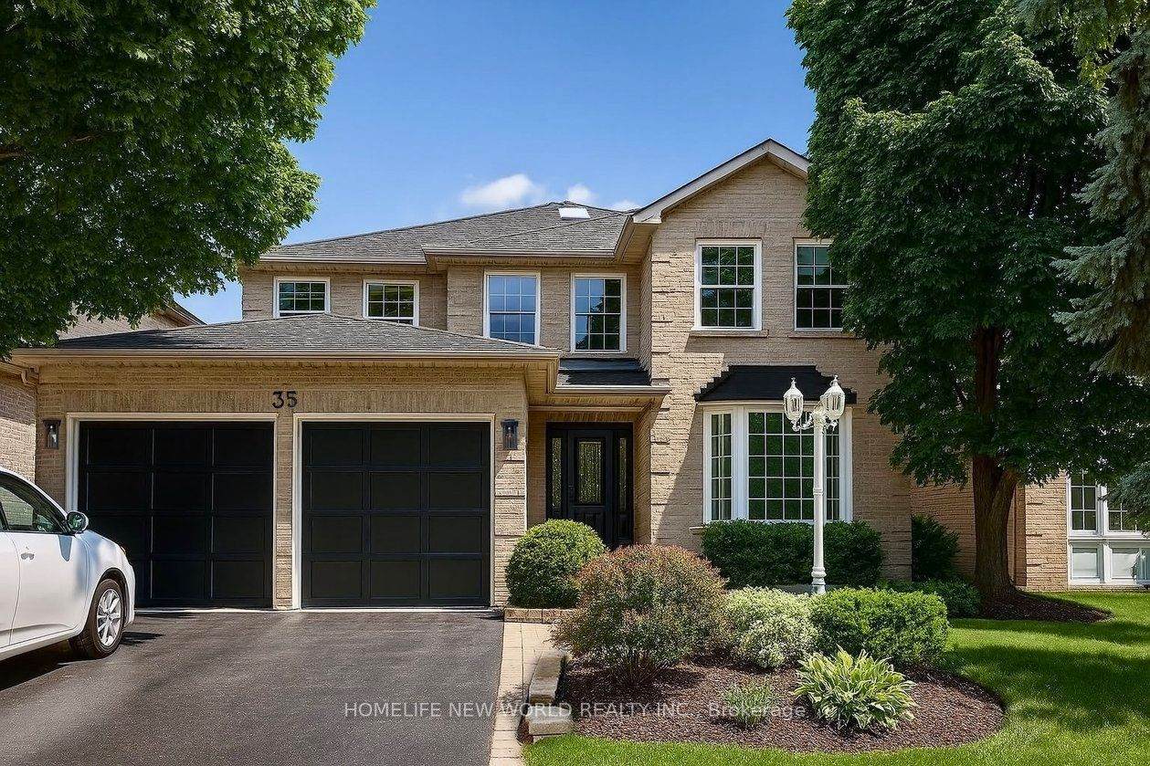 35 Chipperfield Crescent - Photo 1