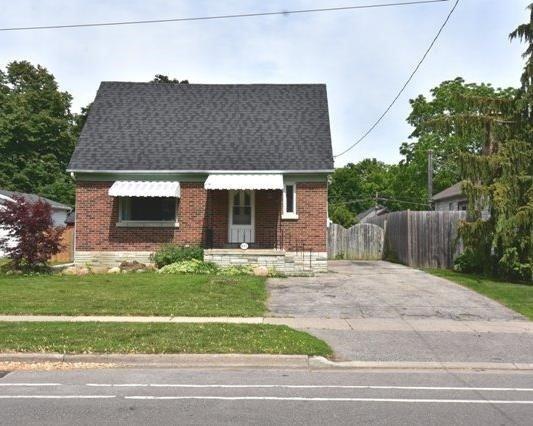 895 Mary St - Photo 1